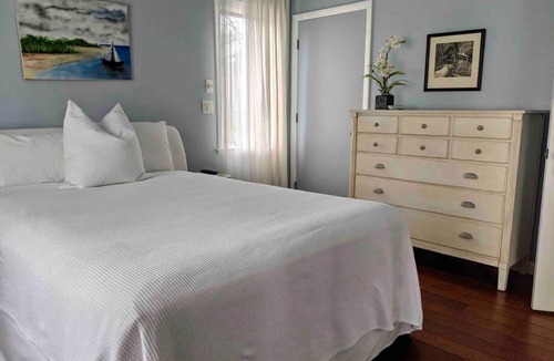 Swampscott Villa | Egg Rock House - 4BR, 4.5BA - Modern Oceanfront