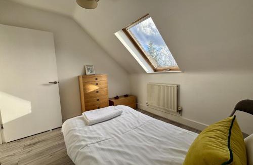 Runnymede Apartment | Egham Modern Two Bedroom Apartment