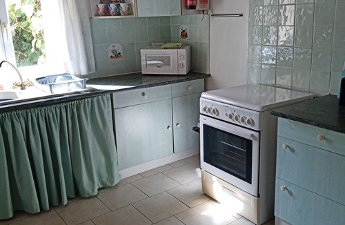 Vouvant Villa | Eglantine (3 bedrooms - sleeps 6)