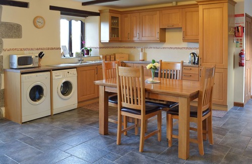 Helston Cottage | Eglos Derry Farm Cottage - E4597