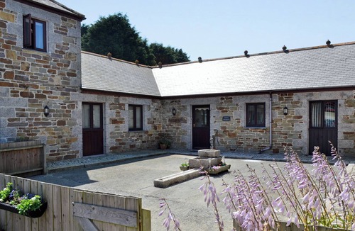 Helston Cottage | Eglos Derry Farm Cottage - E4597