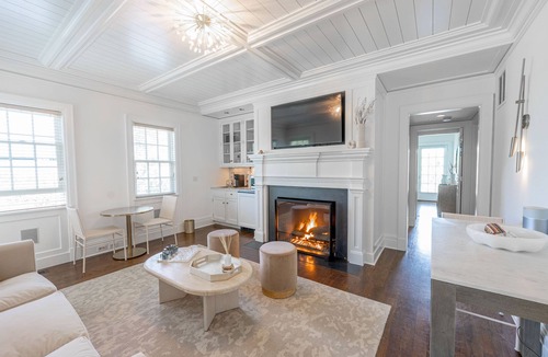 Springs Hotel | EHP Resort & Marina