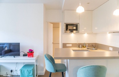 7th Arrondissement Apartment | Eiffel Tower Amélie Residence