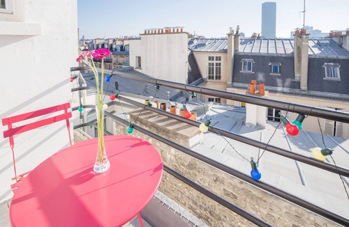 Quartier de l'Ecole-Militaire Apartment | Eiffel Tower view terrace Saint Germain des Pres