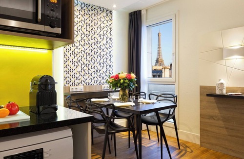 Grenelle Apartment | Eiffel Tower Views 1 Bedroom With Aircon