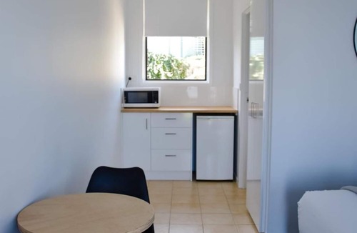 Warrnambool Hotel | Eight Spence