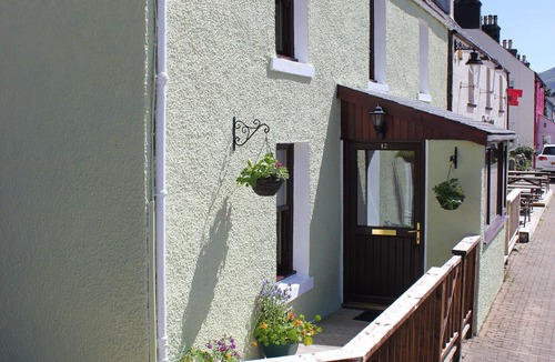 Dornie Cottage | Eilean Donan View.