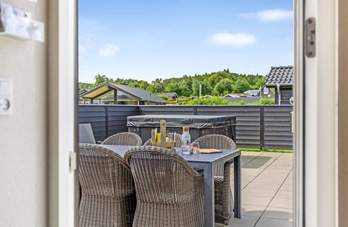 Grønninghoved Strand House | "Eino" - 30m from the sea by Interhome