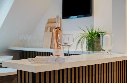 Odense NV Apartment | Eksklusiv 2BR lejlighed I Terrasse I Fri parkering