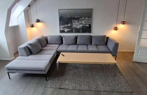Frederikshavn Apartment | Eksklusiv stort boende Suite 1