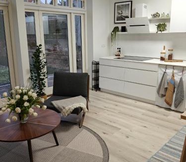 Aarhus South Apartment | Eksklusiv villalejlighed m/have