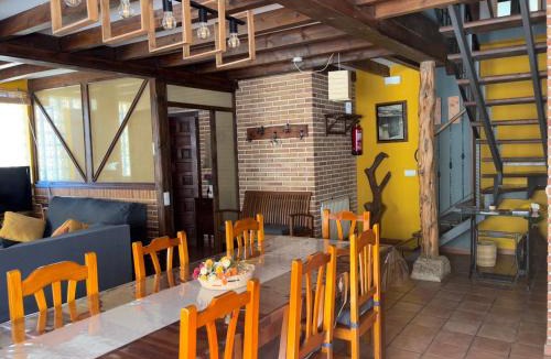 Santa Maria de las Hoyas House | El Arreñal del Cañón del Río Lobos