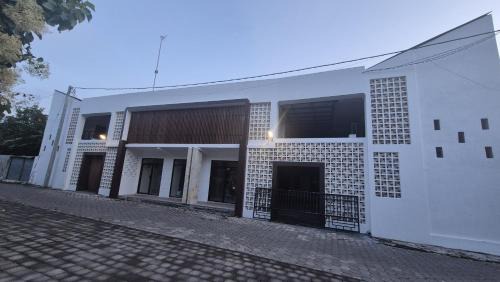 Banyuwangi Hotel | El Bakatir