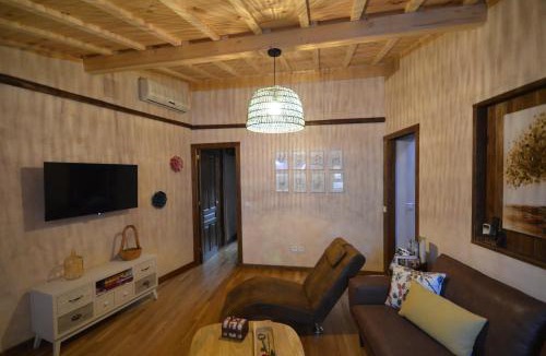 Torre de Don Miguel House | El Balcon de Justina - Sierra de Gata