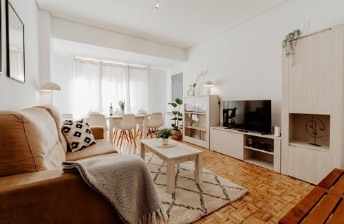 Logrono City Centre Apartment | El Balconcito de Gran Via in Logroño