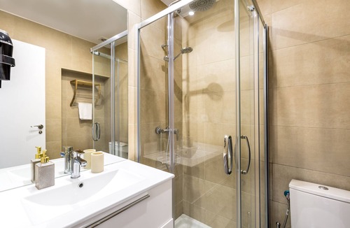 Sant Pere House | El Born Guest House by Casa Consell