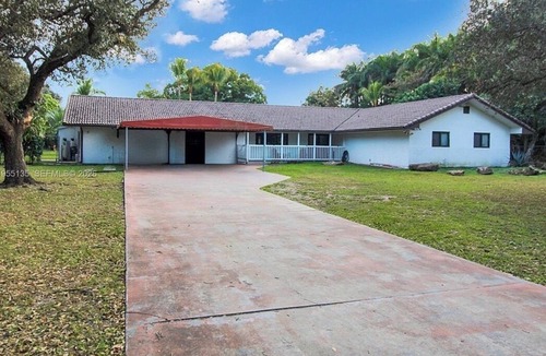 Ludlam House | El bosque encantado