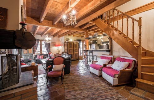 Lasserre Ski Chalet | EL CAHALETE An authentic place to reconnect (Exclusive Pool and Spas)