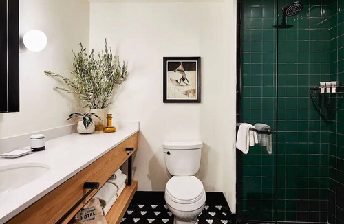 Merced Hotel | El Capitan Hotel