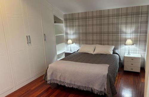 Urturi House | El Chalet Del Golf