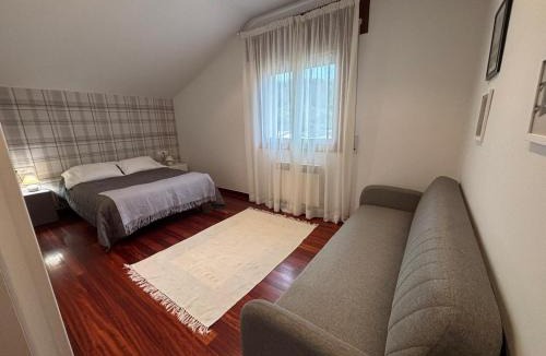 Urturi House | El Chalet Del Golf