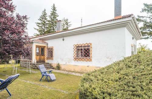 Castrejon de la Pena House | El chalet El uncar