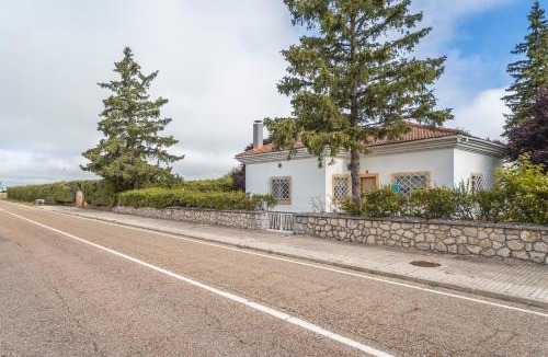Castrejon de la Pena House | El chalet El uncar