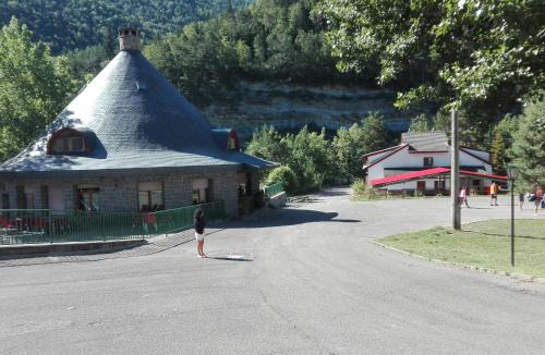 Broto House | El Chate