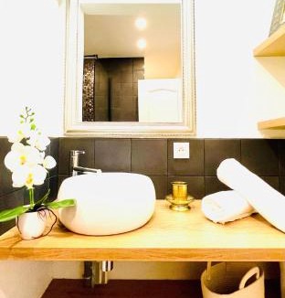 Lisieux Apartment | EL COCOONING - Logement Entier - Cœur de Ville in Avenue Basilique - Proche Gare
