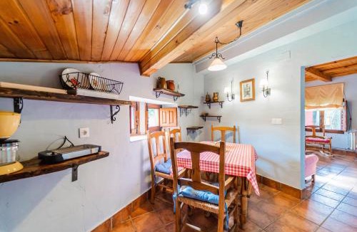 Castrejon de la Pena House | El Colono El uncar