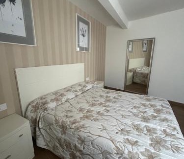 Santa Cruz de la Zarza Apartment | El Coso