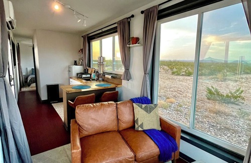 Alpine House | El Coyote Terlingua - Red Bluff
