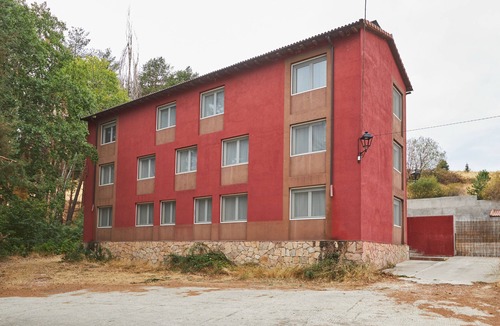 Villatoro Apartment | El Cuartel: Peaceful Ávila Retreat