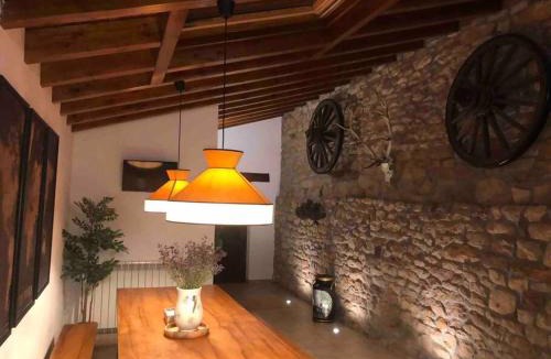 Argomilla House | EL CURRILLO, PRECIOSA CASA RURAL AL LADO CABARCENO