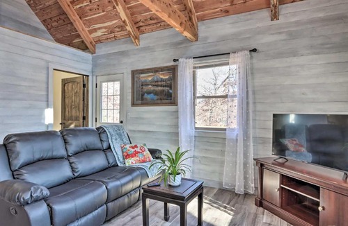 El Dorado Springs House | El Dorado Springs Cabin: Near Trails & Parks!