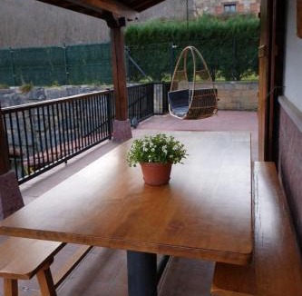 Sumbilla House | El eco de los robles
