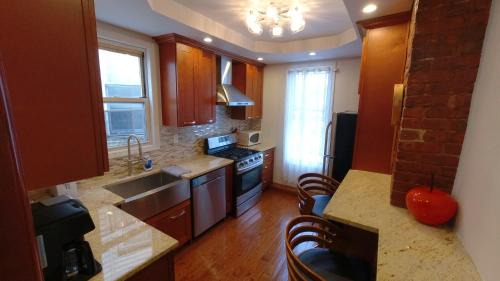 East Bronx Apartment | El Edén 2 Bedroom with parking Space close to hospital