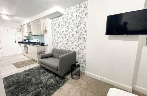 Holland Park Apartment | EL FAMOLYA