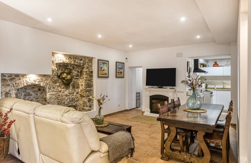 Palamos House | El Figuerar: Between Sea and Mountains, with Pool and Garden in Palamós