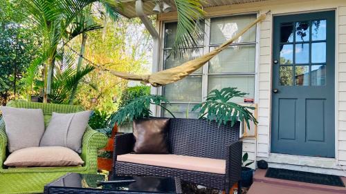 Temple Crest Apartment | El Hoy