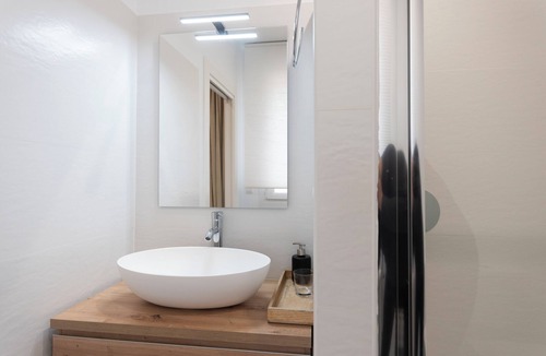 Lleida Bed & Breakfast | El jardí de l'avet