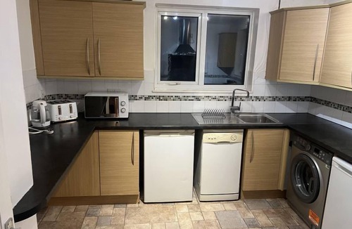 North End Apartment | El Met Global Apartment