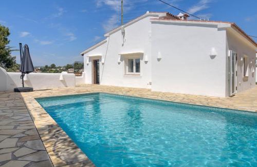 San Jaime Villa | El Mirador by Aguilarent