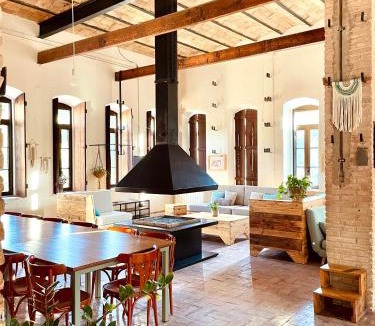 Torrelavit House | El Molí Blanc
