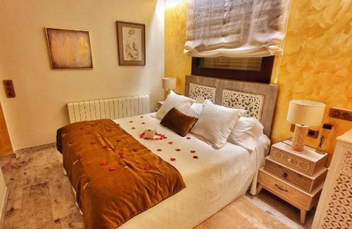 Pontons House | El Molí de Pontons suites con jacuzzi spa