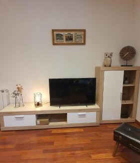 Camprodon Apartment | EL MUSSOL DE LA VILA Camprodon, balconets amb vistes a la plaça