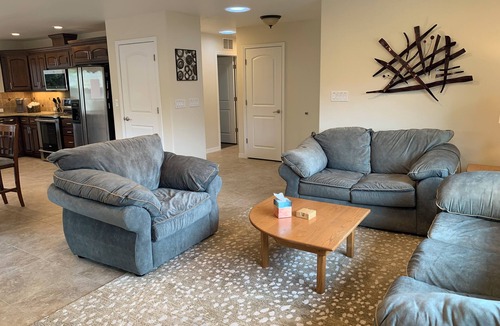 Rio Rancho House | El Nido del Sol Great Location 4 bdrms close to Intel Rust Medical Balloon Park