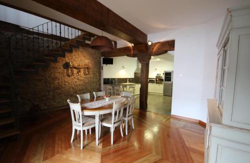 Villoslada de Cameros Ski Chalet | El Palacito de Villoslada
