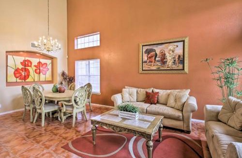 El Paso House | El Paso Retreat w/Pool: 11 Mi to Downtown!