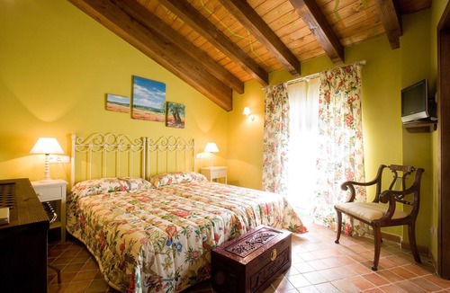 Azanuy-Alins Bed & Breakfast | El Pilaret